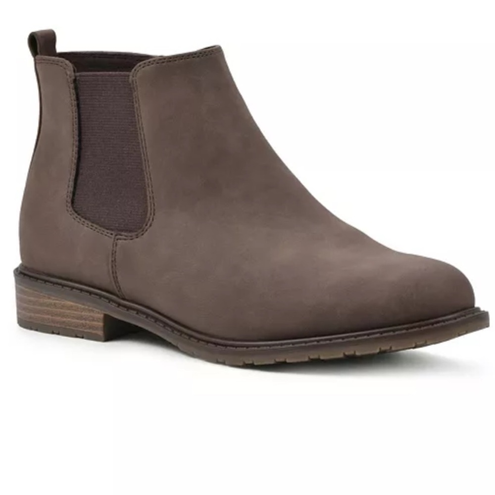 Women’s Brown Chelsea Boots